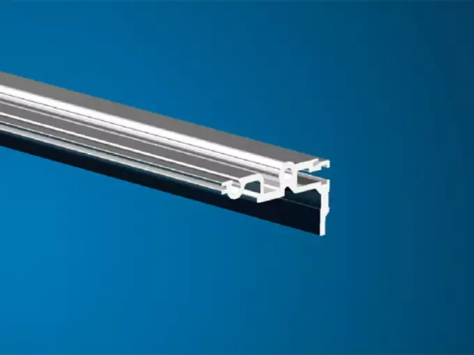 Горизонтальная рейка EASY CON 1, со встроенной Z-образной рейкой для разъема, крепление двумя винтами