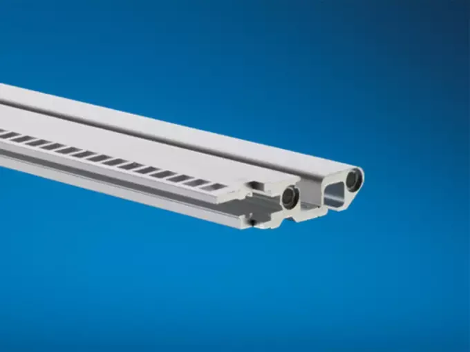 Горизонтальная рейка Vario V-Ext. 3, с удлинителем 10 мм и двойным винтовым креплением спереди