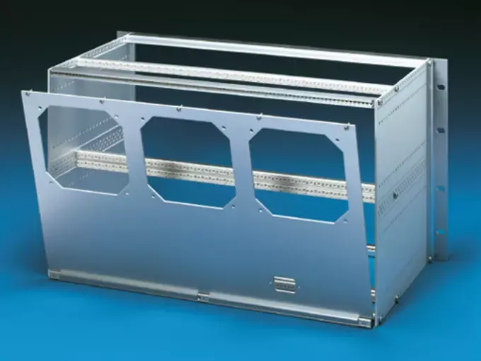 Задняя панель, шарнирная для установки вентилятора