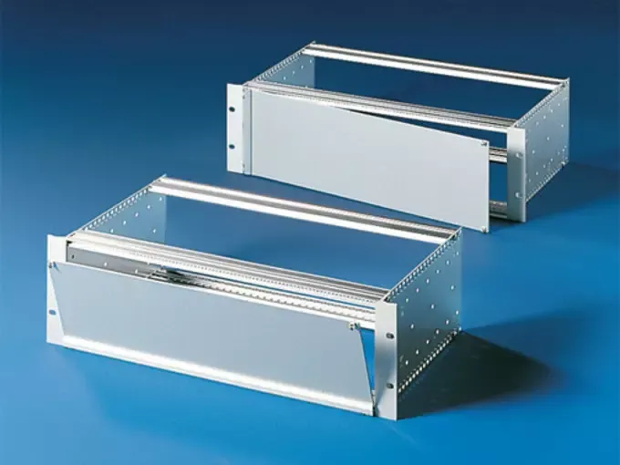 Передняя панель на шарнирах