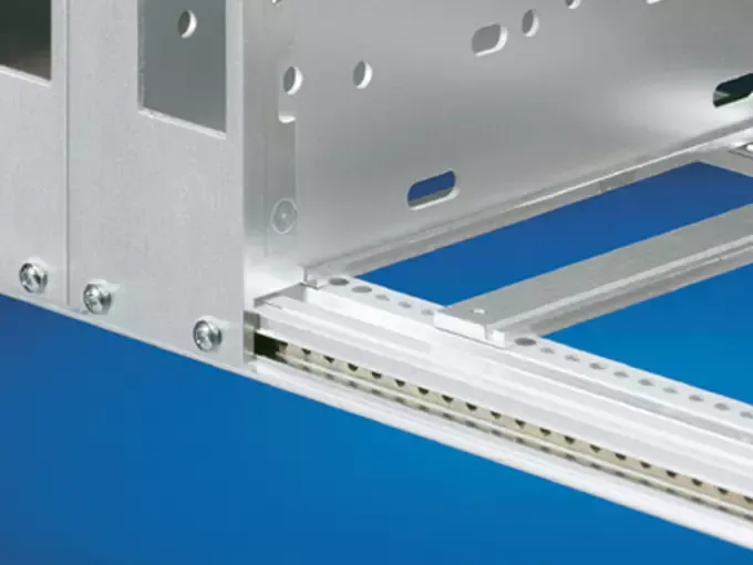 Направляющая для приводного модуля