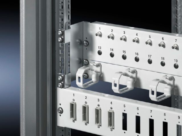 Адаптер, 3 U, смещение по глубине 100 мм