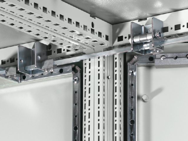 Соединительные стержни