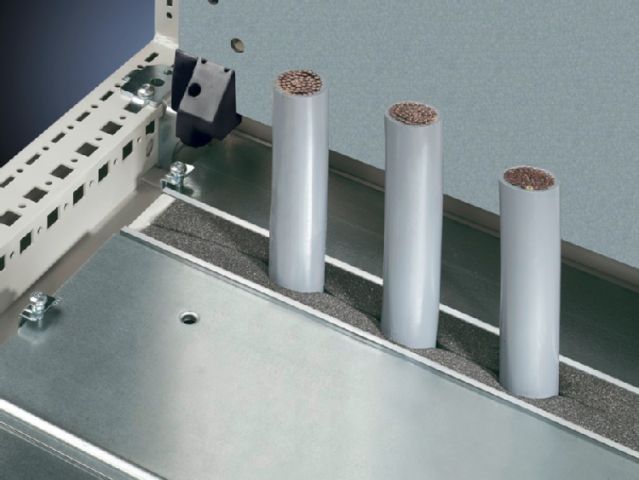 Секция ввода кабеля, центр для ТС, ТП - фото 2