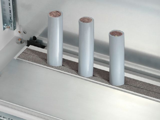 Секция для ввода кабеля сзади для TS, TP