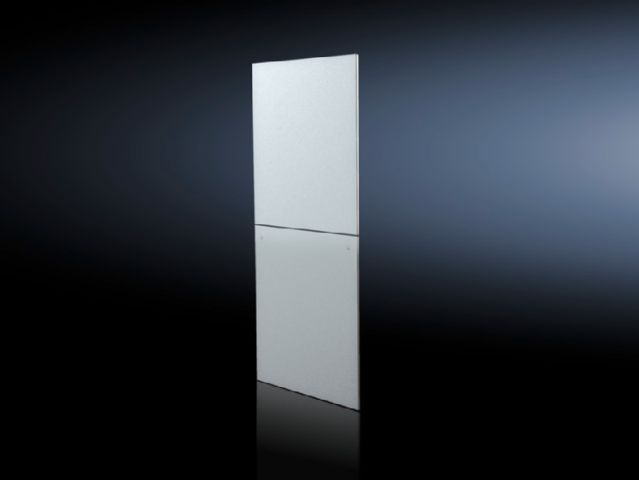 Боковые панели разделены запираемым замком