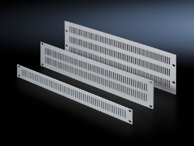 Вентилируемые передние панели Ширина 482,6 мм (19 дюймов)