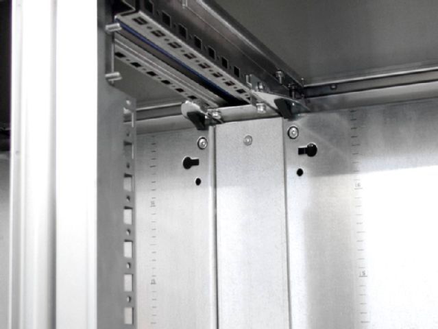 Заполнение монтажной пластины для большого шкафа HD - фото 2