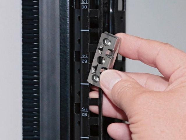 Крепеж 482,6 мм (19 дюймов), 1 U с контактом - фото 4