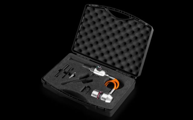 Ручной гидравлический пробойник