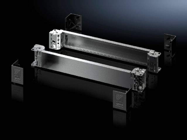 Угловой элемент цоколя с панелями цоколя спереди и сзади, 100 мм, нержавеющая сталь для VX, TS, VX SE