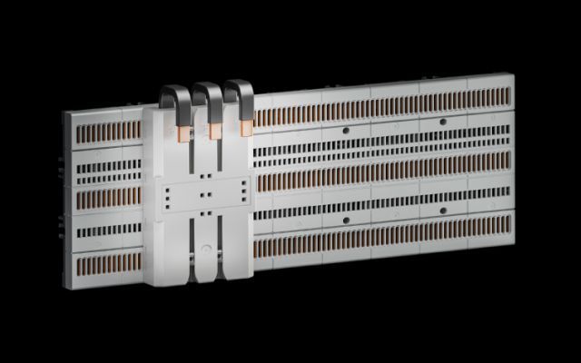 Адаптер компонента автоматического выключателя, 3-полюсный