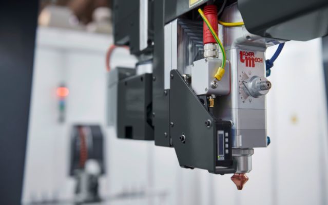 Лазерный центр Perforex LC 3030