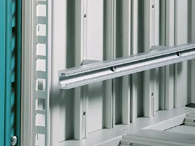 Монтажные направляющие для HeiCase