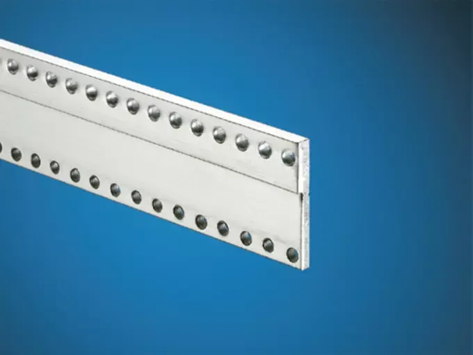 Z-образная рейка для разъема IEC 60 603-2